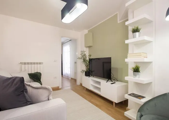 Elegant Flat In The Centre With Two