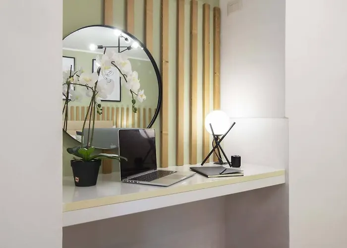 Elegant Flat In The Centre With Two *