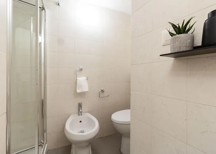 Elegant Flat In The Centre With Two *